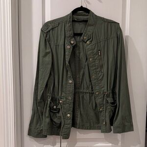Utility Jacket in Olive Green